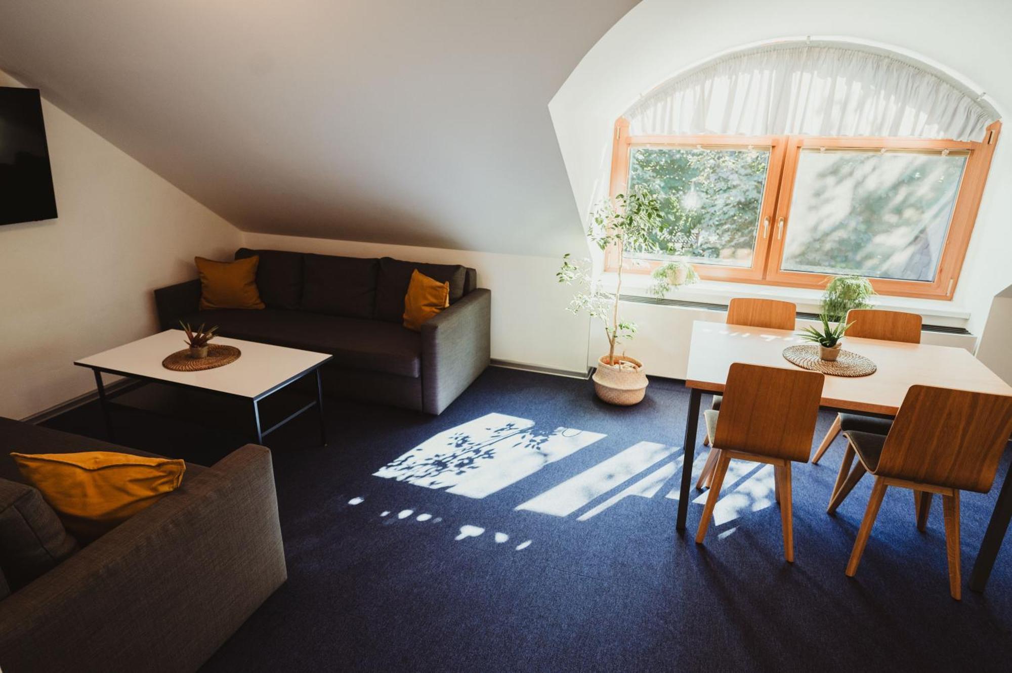 Hotel U Racka Ostrožská Nová Ves Kültér fotó