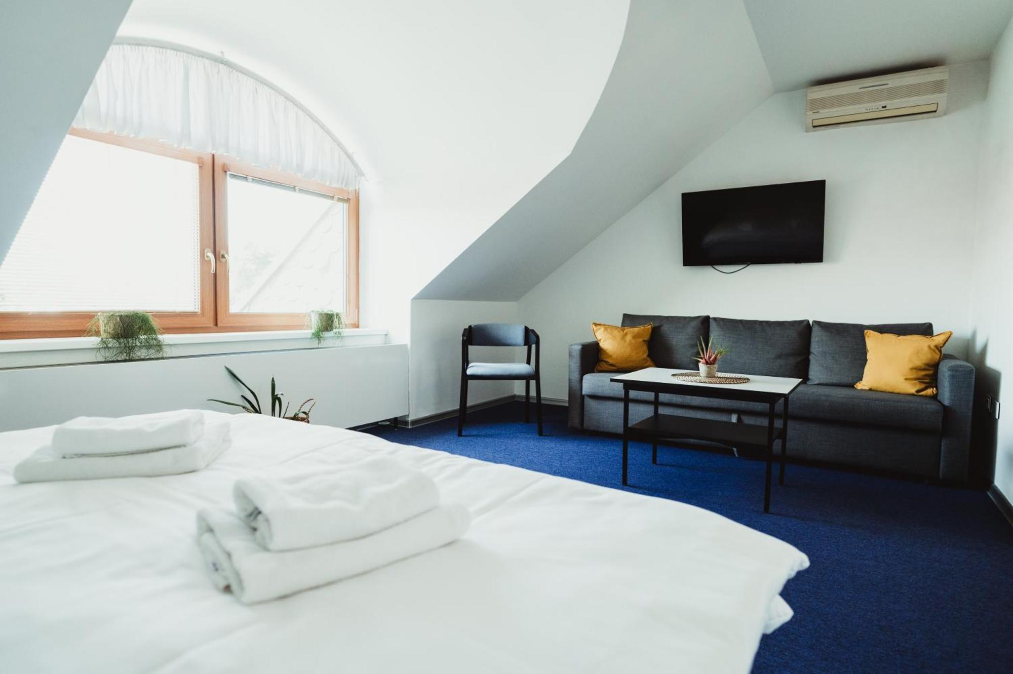 Hotel U Racka Ostrožská Nová Ves Kültér fotó