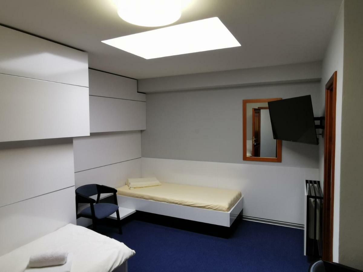 Hotel U Racka Ostrožská Nová Ves Kültér fotó